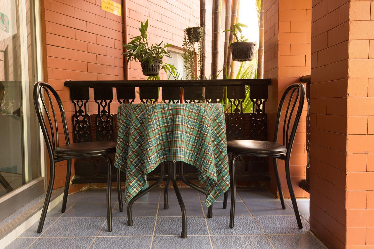 Baansilp Hotel Chiang Rai Buitenkant foto